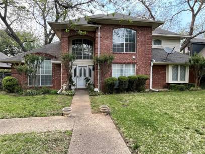 1412 Hyde Park Ln