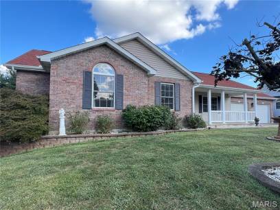 1386 Lilac Ln