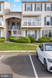 142 Rosebay Ct