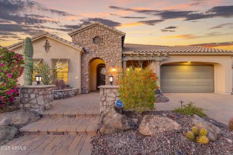 18334 W Desert Trumpet Rd