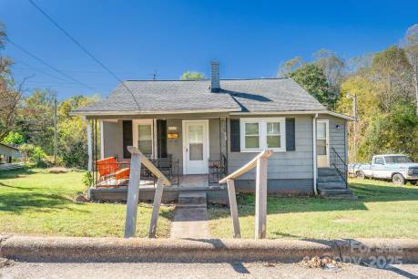 250 S Caldwell Ave