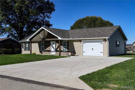 105 Estes Dr