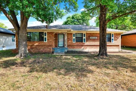 2523 Dorrington Dr