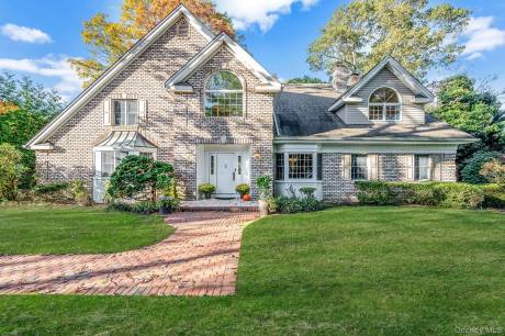 15 Riviera Ct