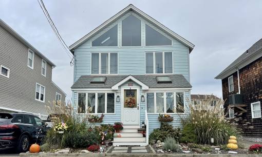 253 Broadway