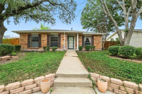5068 Bartlett Dr