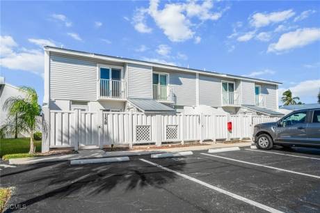 18052 San Carlos Blvd 158