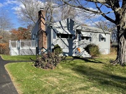 18 Pleasant St