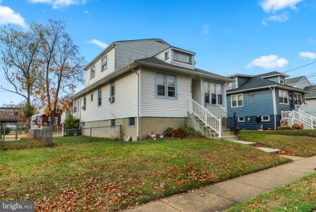 214 Barlow Ave