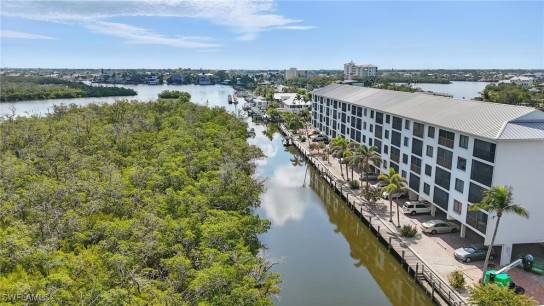 5220 Bonita Beach Rd SW 105
