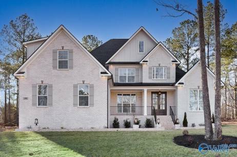 10 Bluff Creek