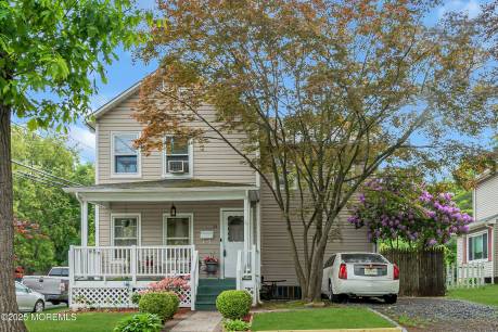 34 Bowne Ave