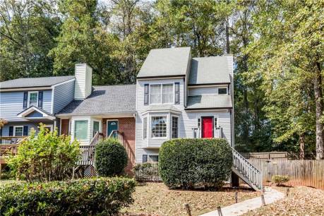 181 Brighton Ct SW