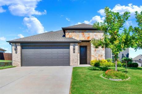 2112 Hill Crest Ct