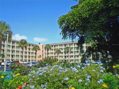 3772 Lake Bayshore Dr K-517