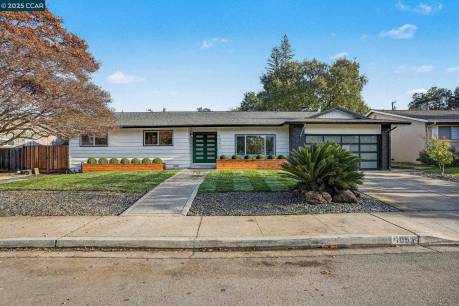 1053 Arkell Rd