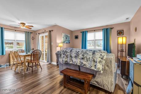 27-2 Florence Tollgate Apts Pl 2