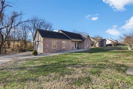 161 Oak Creek Dr