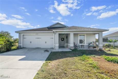 2609 25th St W