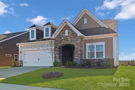 5404 Redbud Rd