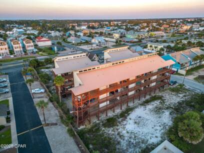 4114 Holiday Dr 12