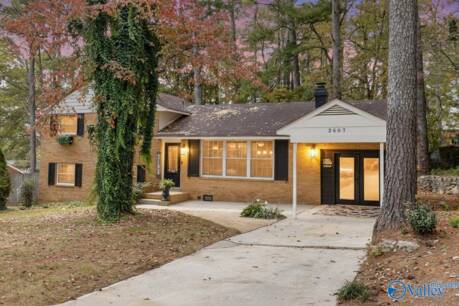 2607 Valley Brook Circle