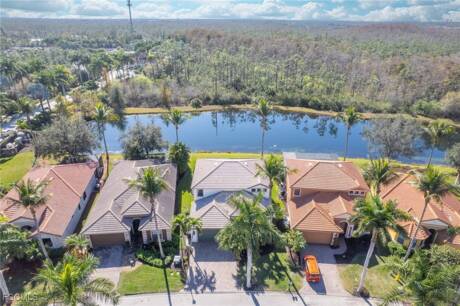 9182 River Otter Dr