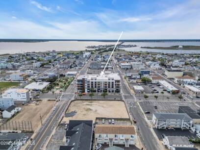 401 Boulevard 407