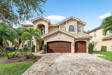 8909 Woodgrove Ridge Ct