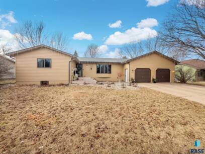 1109 N Connor Trl Trl
