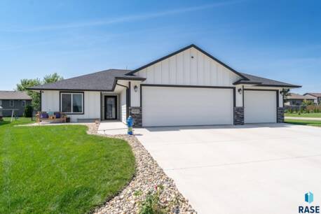 4001 S Infield Ave Ave