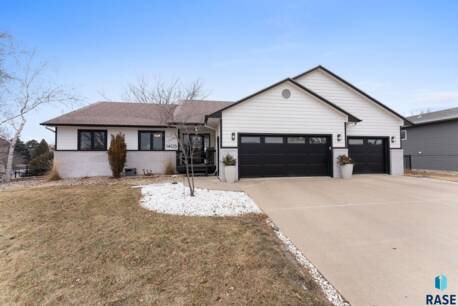1405 N Dubuque Ave Ave