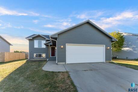 629 Hickory Ln Ln