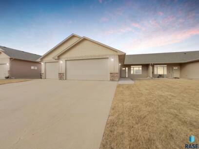8103 S Seven Oaks Dr Dr