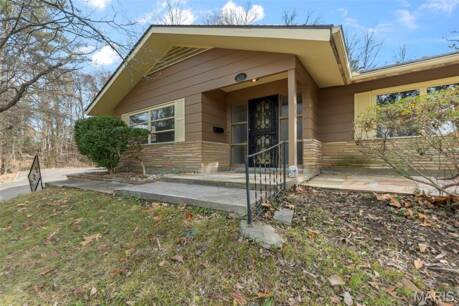 678 Highland Dr