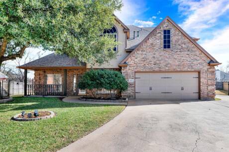 222 San Jacinto Ct