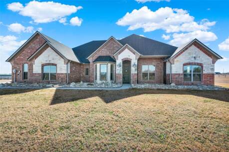 834 Audra Cir