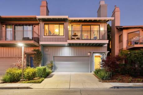105 Starview Ct