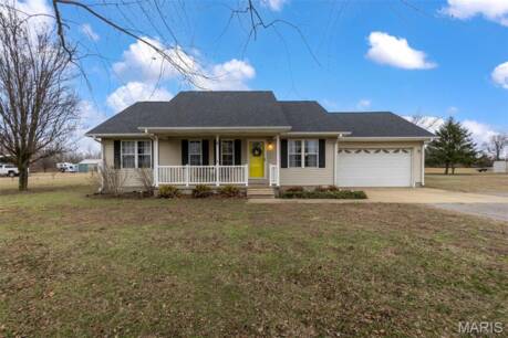 2163 E County Highway 450