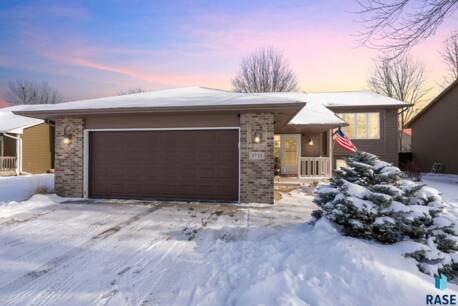 2735 S Avondale Ct Ct
