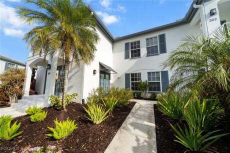 871 Tanbark Dr 101