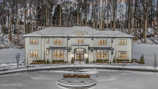 30 Winchester Ln