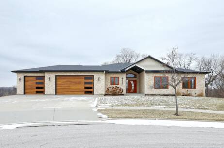 4001 Cartier Ave