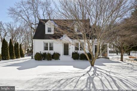 260 Fairview Ave