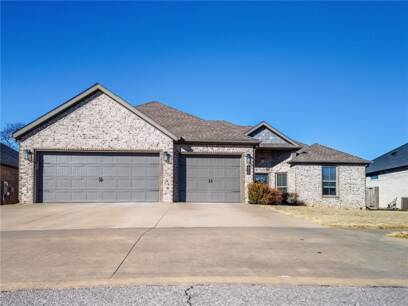 820 Bob Glen Cir