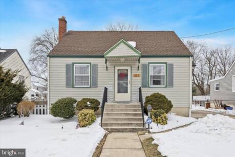 612 N Walnut Ave