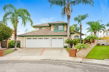 13745 San Gabriel Ct