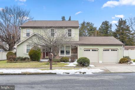 127 Hampshire Dr