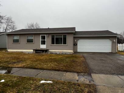817 Hemlock Dr