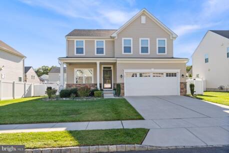 19 Circle Dr